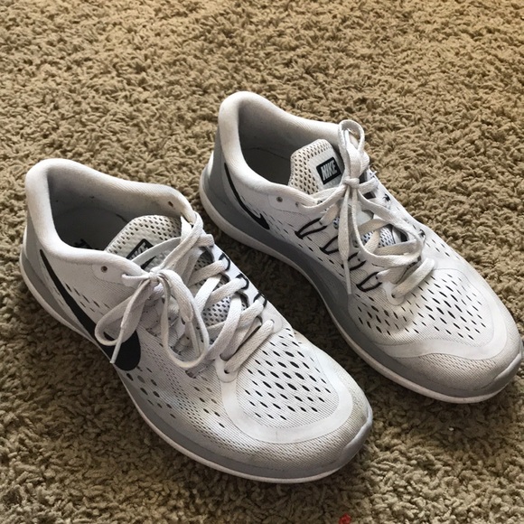 Nike Free Run - Picture 1 of 3